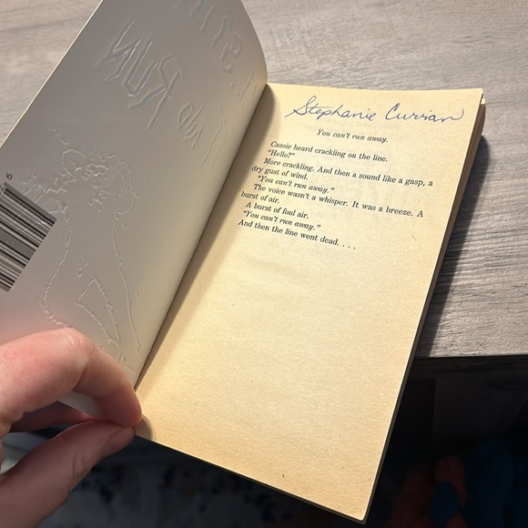 R.L. Stine - HIT & RUN - Picture 3 of 3